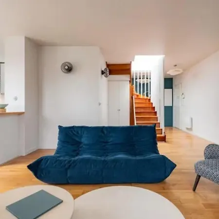 Large 3-bedroom With Terrace 15 * Paris