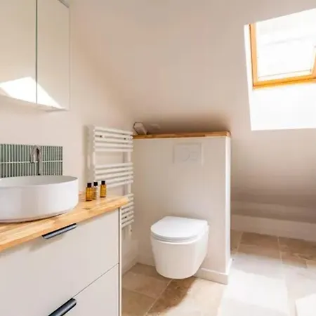 Apartment Large 3-bedroom With Terrace 15